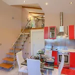 Villa Cozy Michelle With Private Pool Near Pula *
