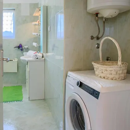 Cozy Michelle With Private Pool Near Pula Вилла Шишан