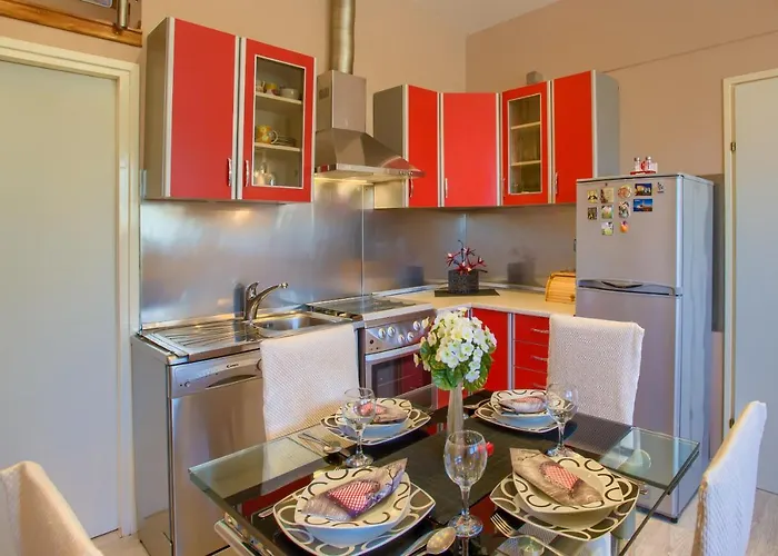 Vila Cozy Michelle With Private Pool Near Pula Sisan