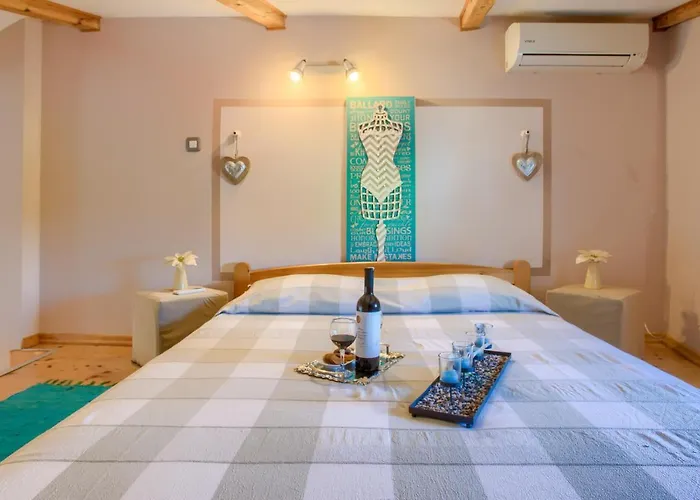 빌라 Cozy Michelle With Private Pool Near Pula